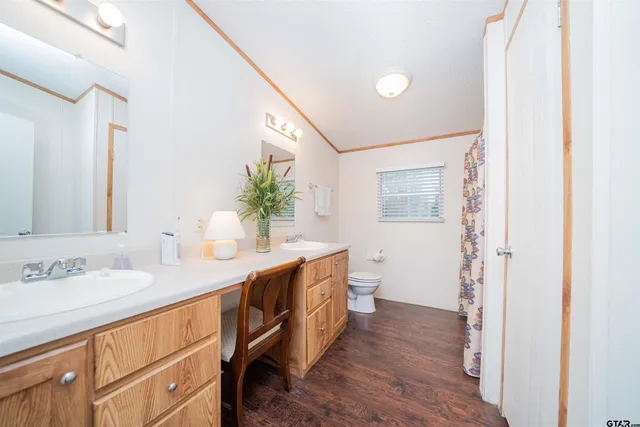 $1,550,000 | 455 Southeast Se Cr, Scroggins, TX 75480