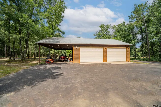 $1,550,000 | 455 Southeast Se Cr, Scroggins, TX 75480