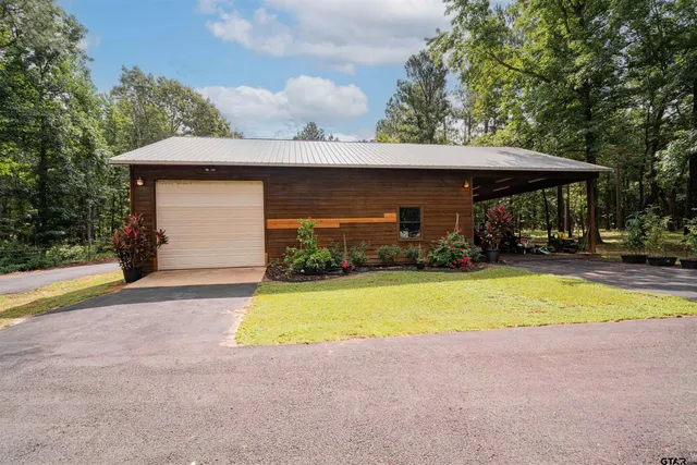 $1,550,000 | 455 Southeast Se Cr, Scroggins, TX 75480