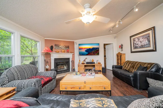 $1,550,000 | 455 Southeast Se Cr, Scroggins, TX 75480