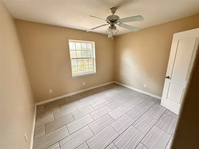 $1,650 | 2618 Hill Avenue, Dickinson, TX 77539