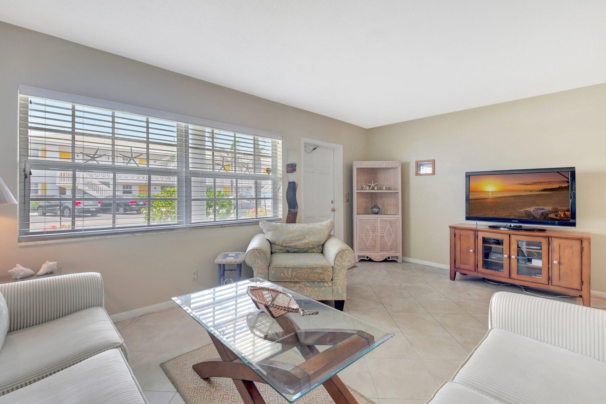 5505 North Ocean Boulevard, Unit 13105 Ocean Ridge, FL 33435 - Photo 11 of 40 11-web-or-mls-DSC_0981 - Copy