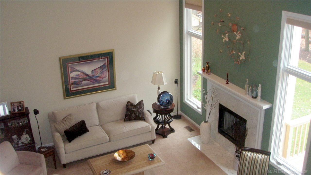 2181 Clinton View Circle Rochester Hills, MI 48309 - Photo 4 of 33