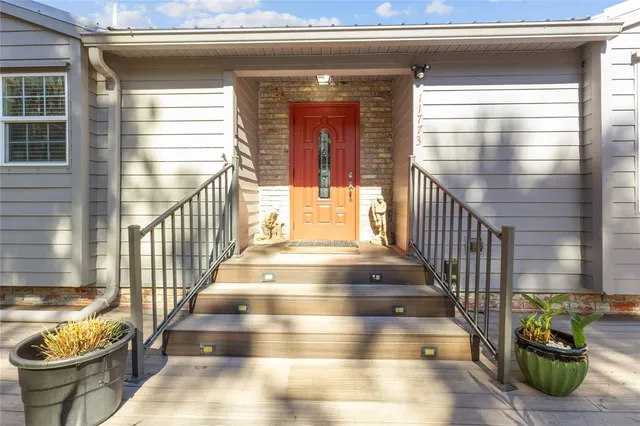 a view of an entryway