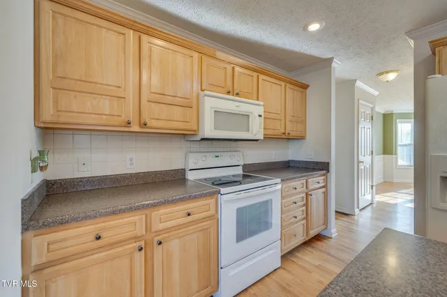 $535,000 | 137 Austin Ridge Court, Gray, TN 37615