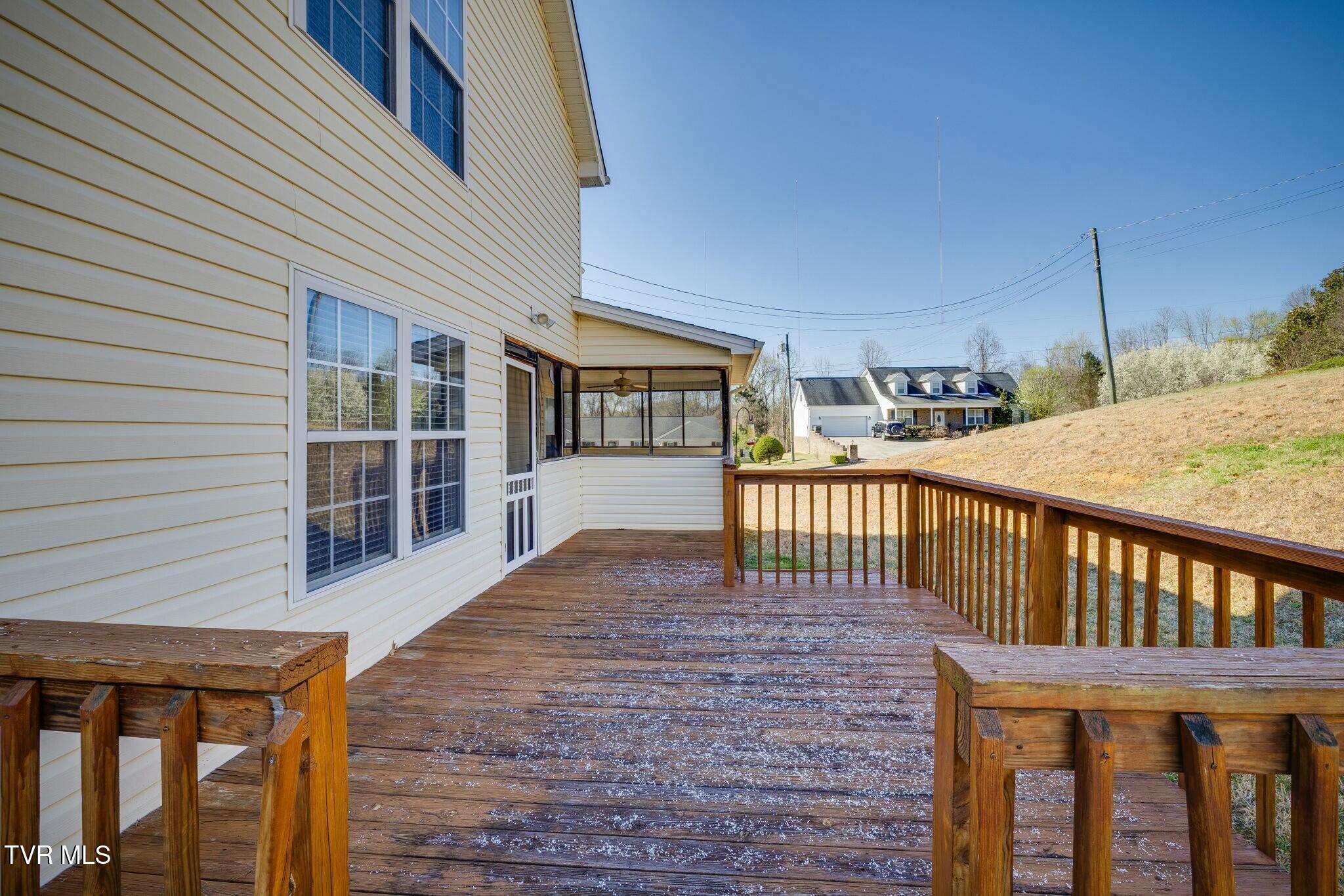 137 Austin Ridge Court Gray, TN 37615 - Photo 46 of 54 tempImageHzuDXm