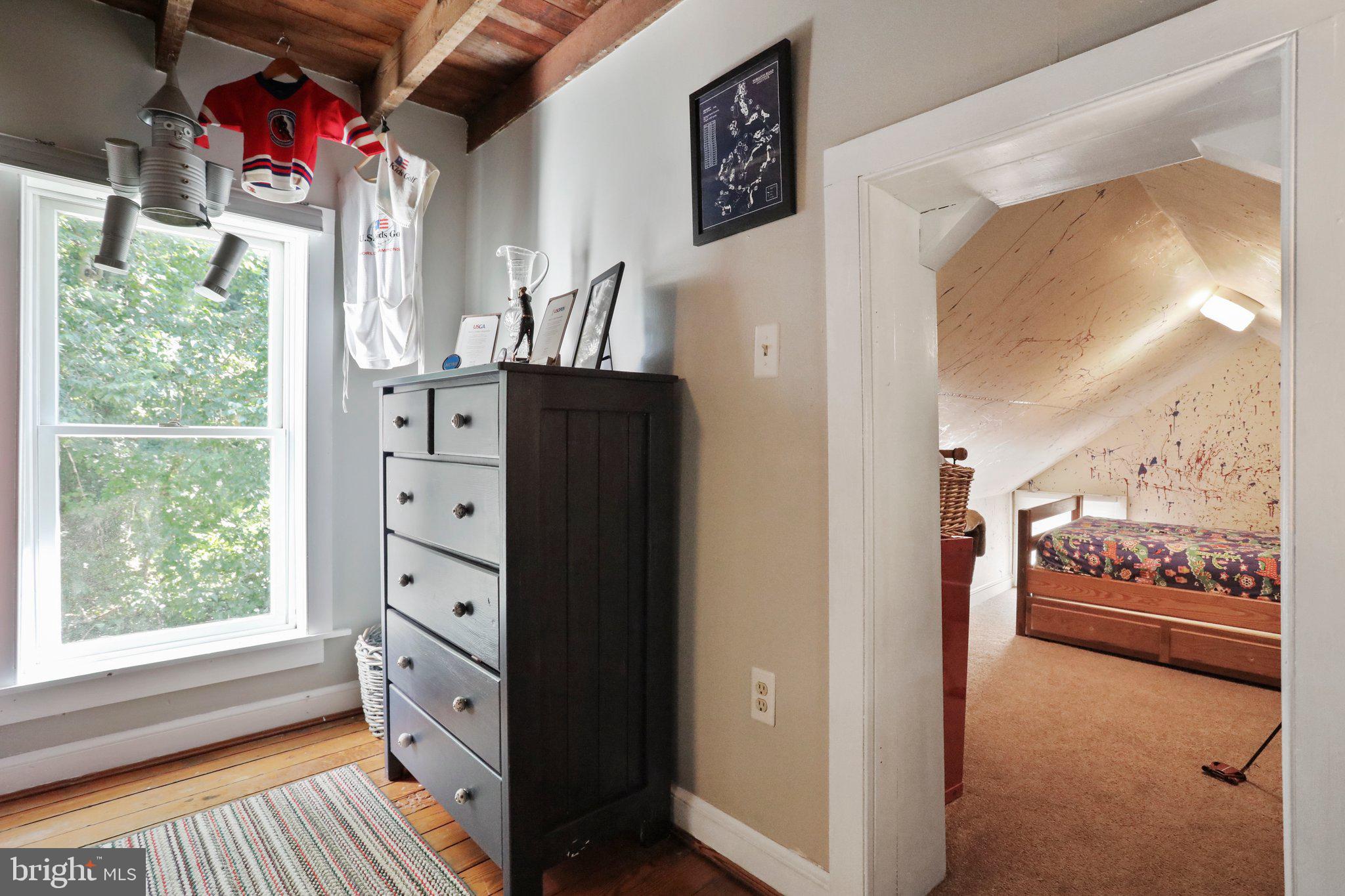 36876 Highwater Road Hillsboro, VA 20132 - Photo 34 of 64 2nd Floor Bedroom