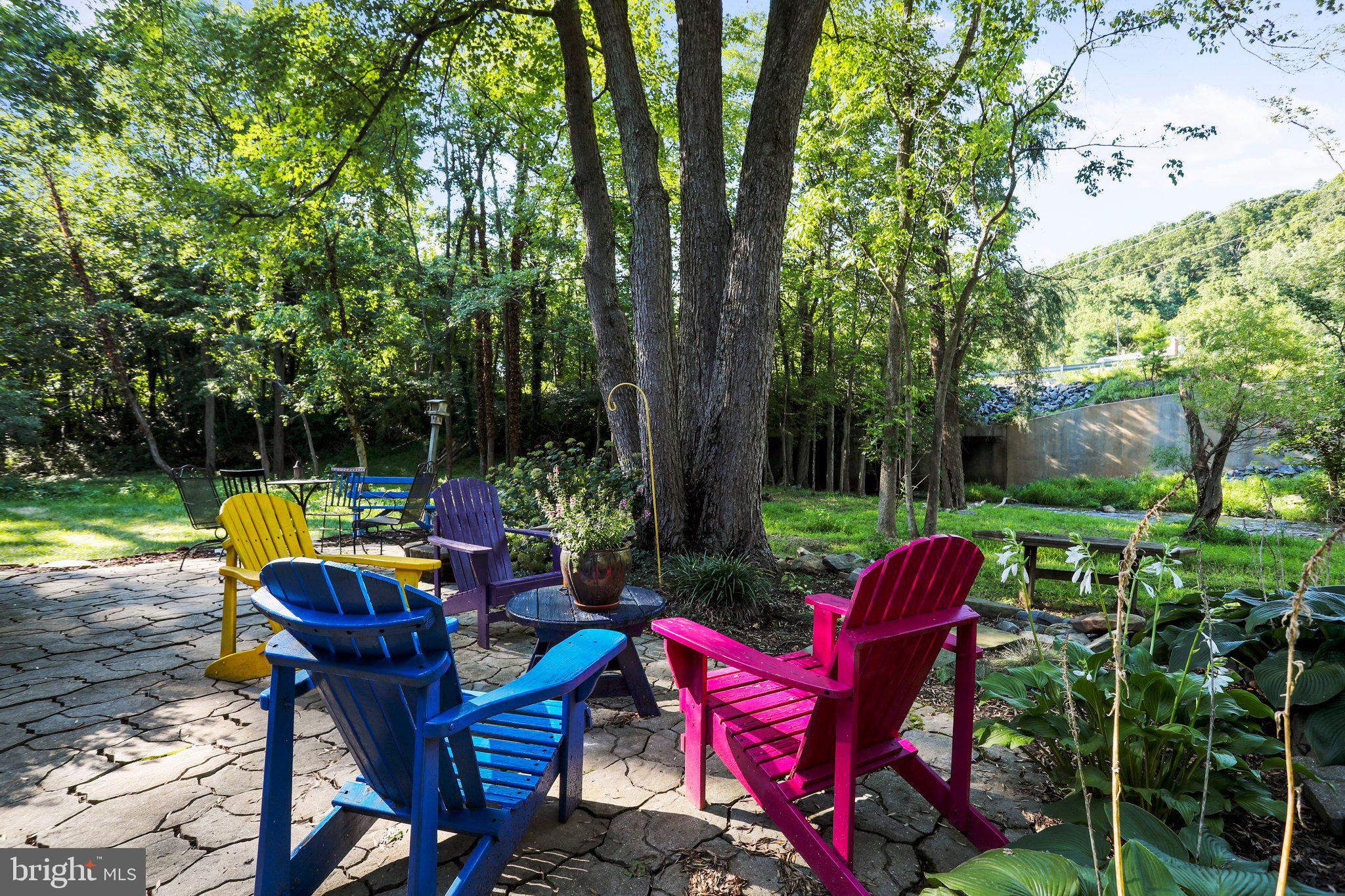 36876 Highwater Road Hillsboro, VA 20132 - Photo 52 of 64 Patio area over looking the Creek