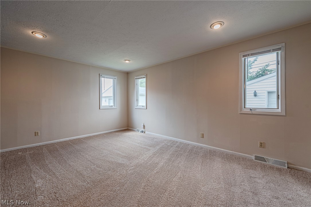 3945 Colony Road South Euclid, OH 44118 - Photo 13 of 35 Gallery Image 13