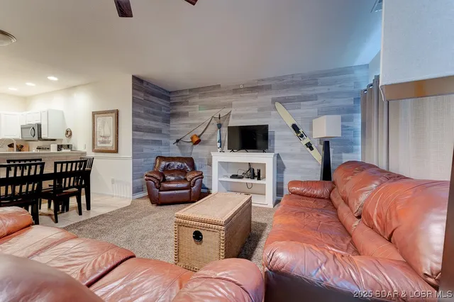 $249,900 | 4935 Robbins Circle, Unit 211, Osage Beach, MO 65065