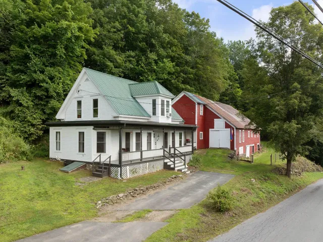 $439,000 | 140 Pleasant Street, Williamstown, VT 05679