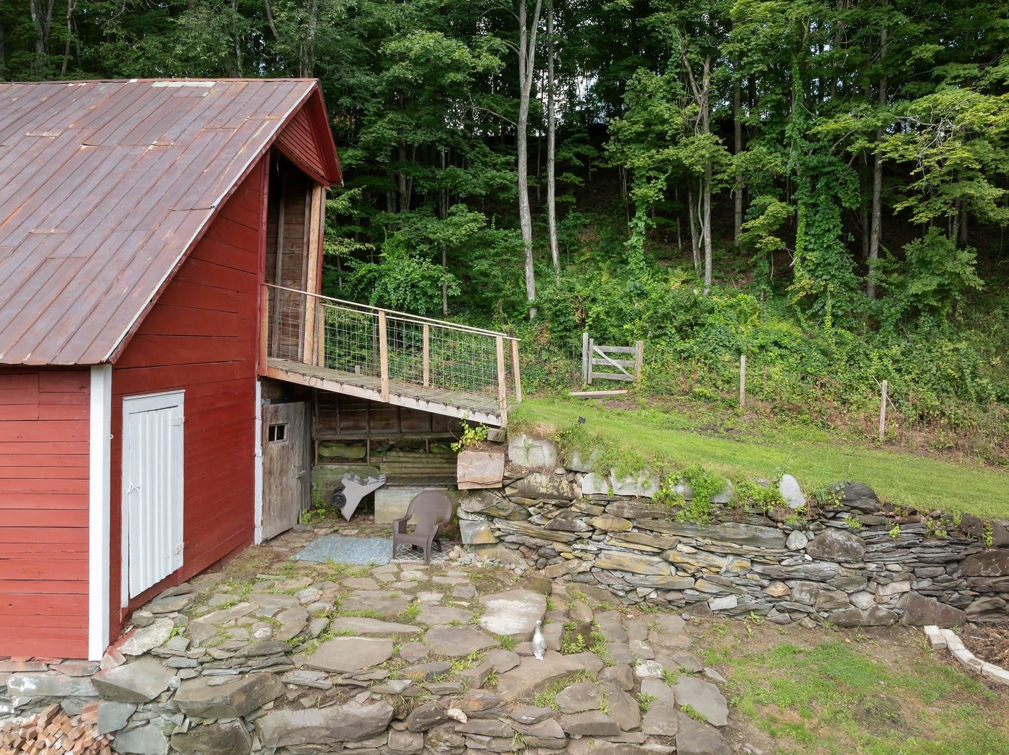 140 Pleasant Street Williamstown, VT 05679 - Photo 43 of 59