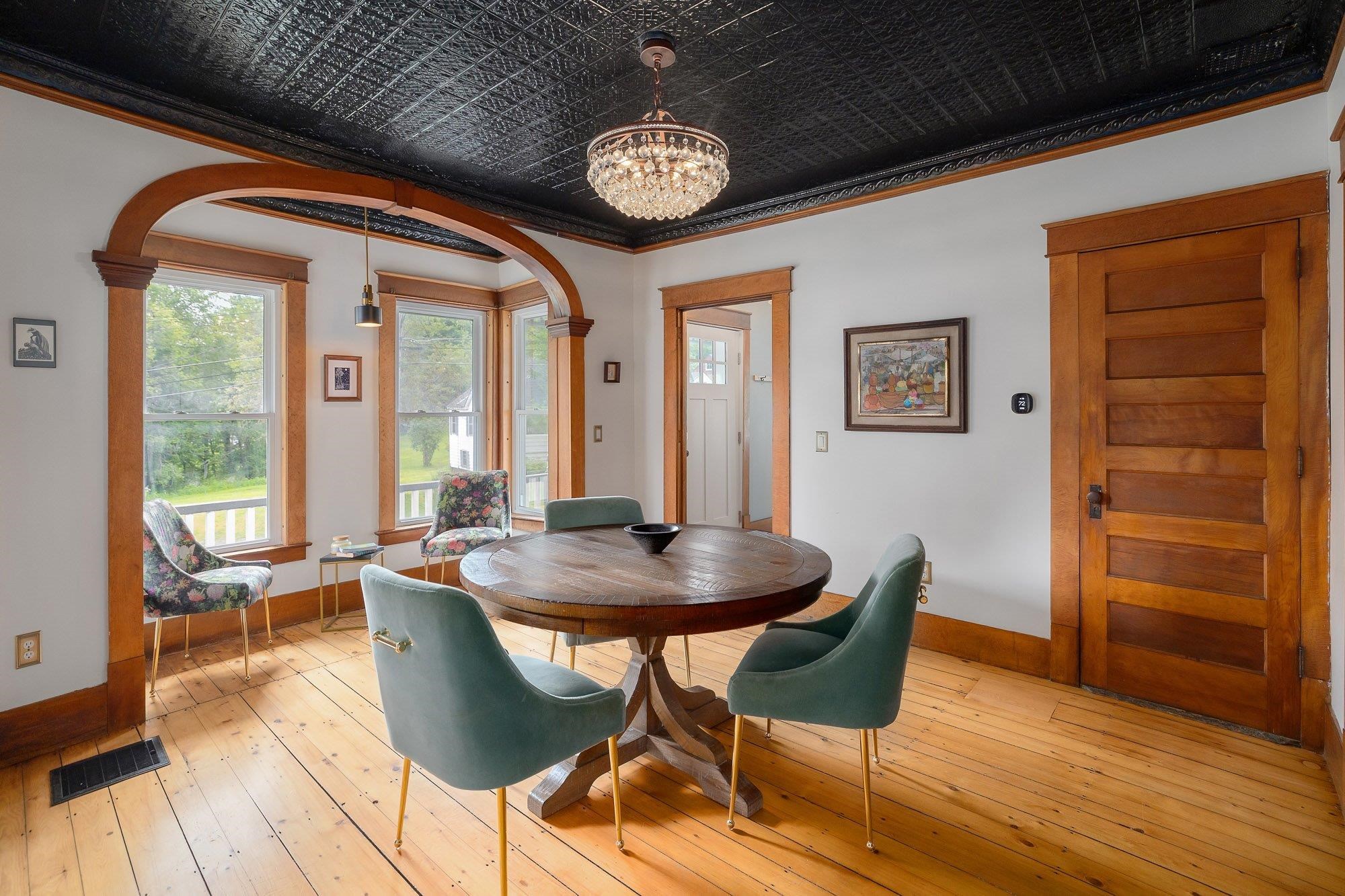 140 Pleasant Street Williamstown, VT 05679 - Photo 8 of 59