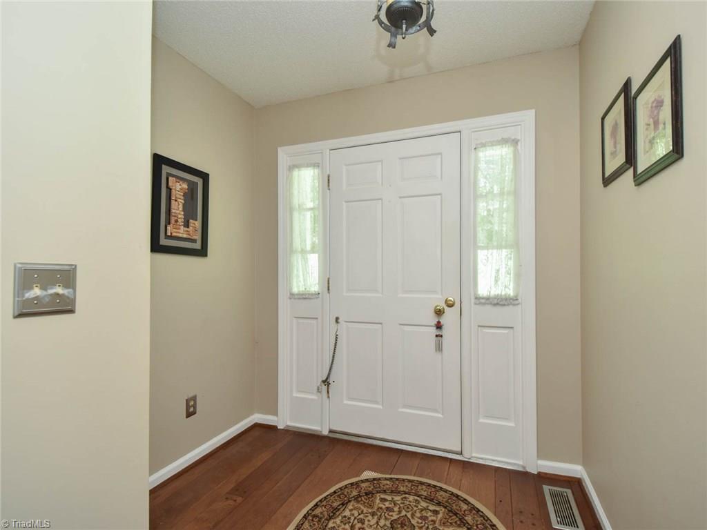 946 Amity Road Asheboro, NC 27203 - Photo 3 of 27 Gallery Image 3