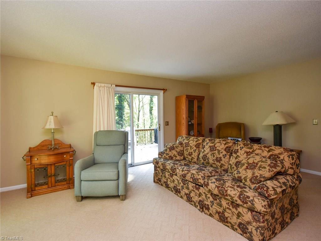 946 Amity Road Asheboro, NC 27203 - Photo 9 of 27 Gallery Image 9