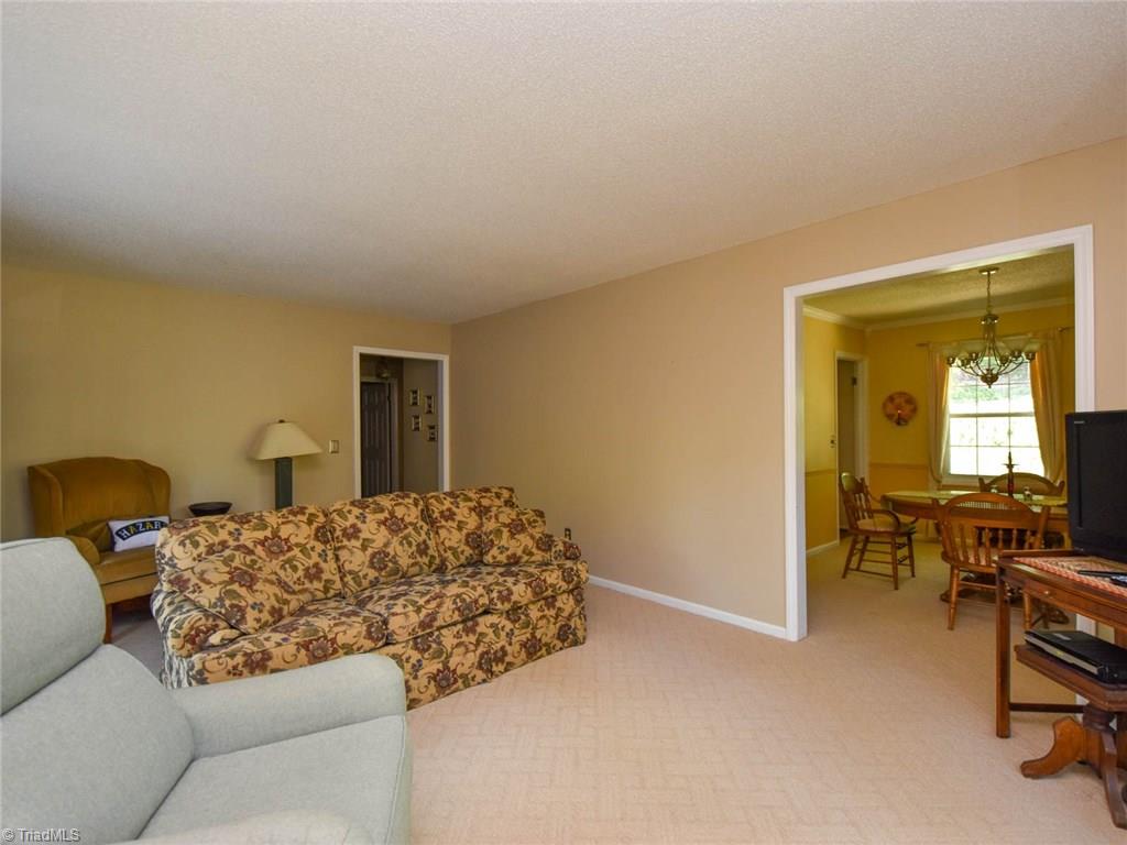 946 Amity Road Asheboro, NC 27203 - Photo 10 of 27 Gallery Image 10