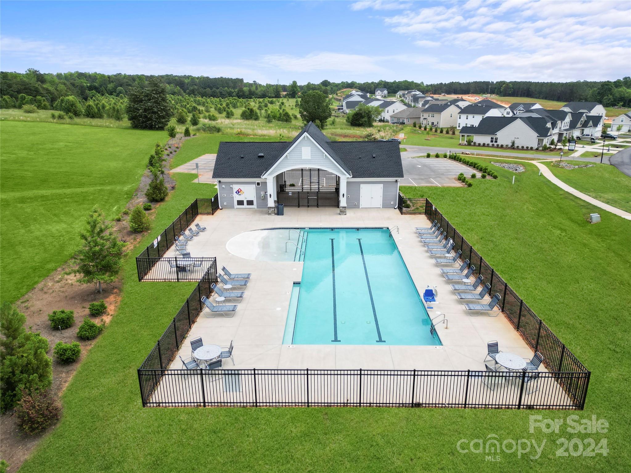 3182 Laurel Brook Drive Denver, NC 28037 - Photo 33 of 35 a aerial view of a house with a garden