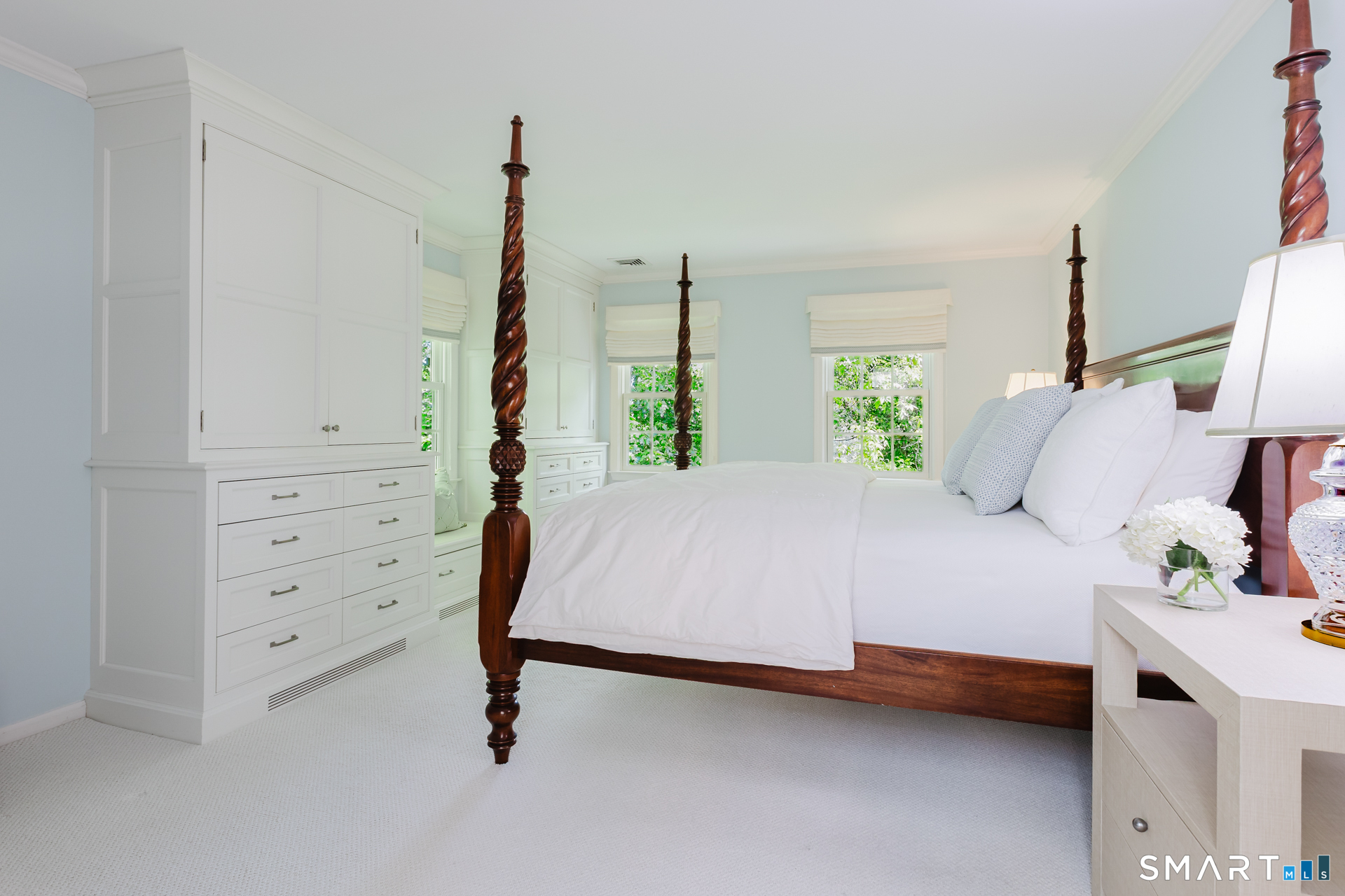 115 Tokeneke Road Darien, CT 06820 - Photo 17 of 28 Primary Bedroom