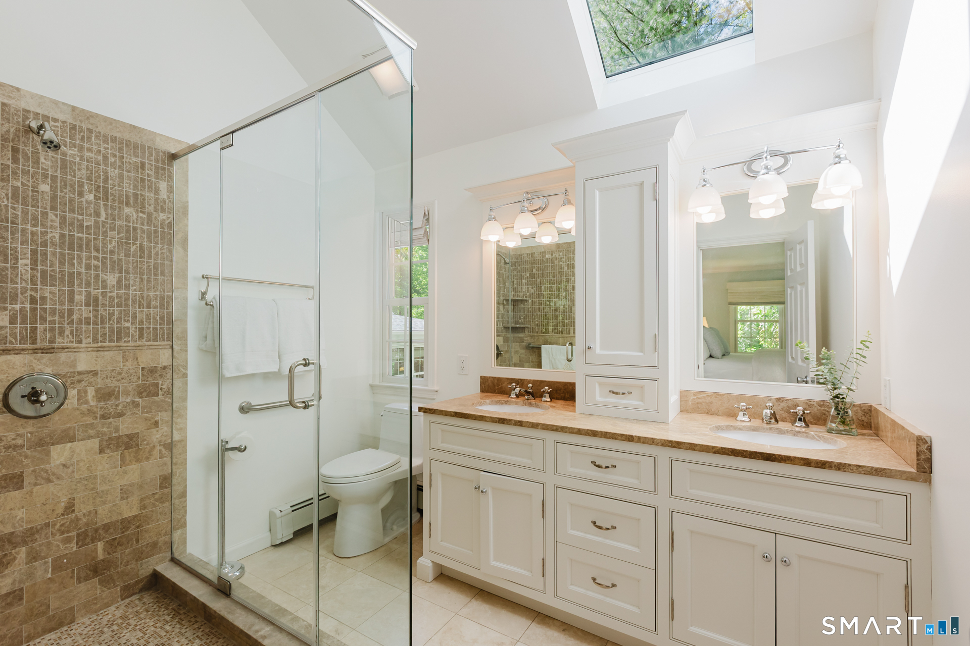 115 Tokeneke Road Darien, CT 06820 - Photo 18 of 28 Primary Bathroom