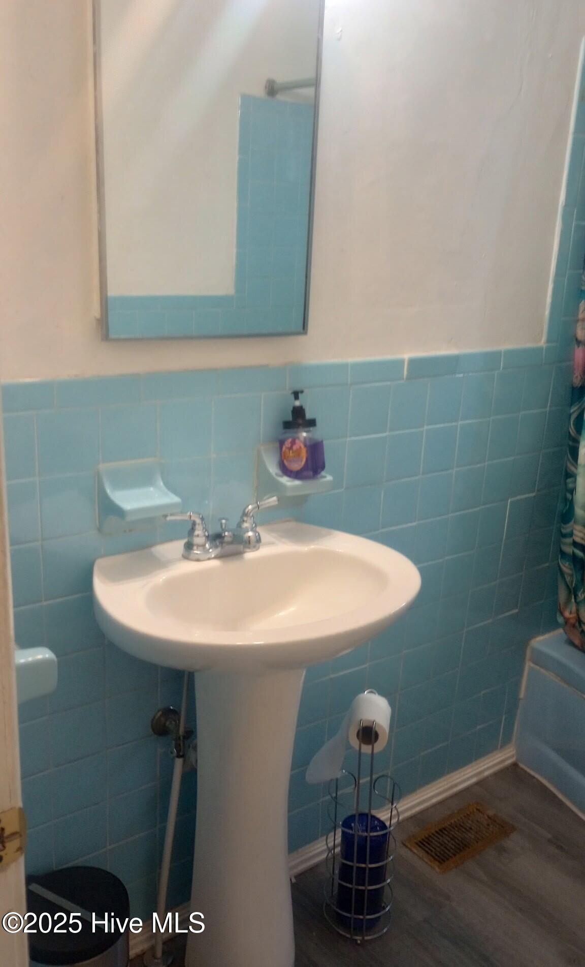 1024 Faison Street East Wilson, NC 27893 - Photo 9 of 16 2546630410414551260