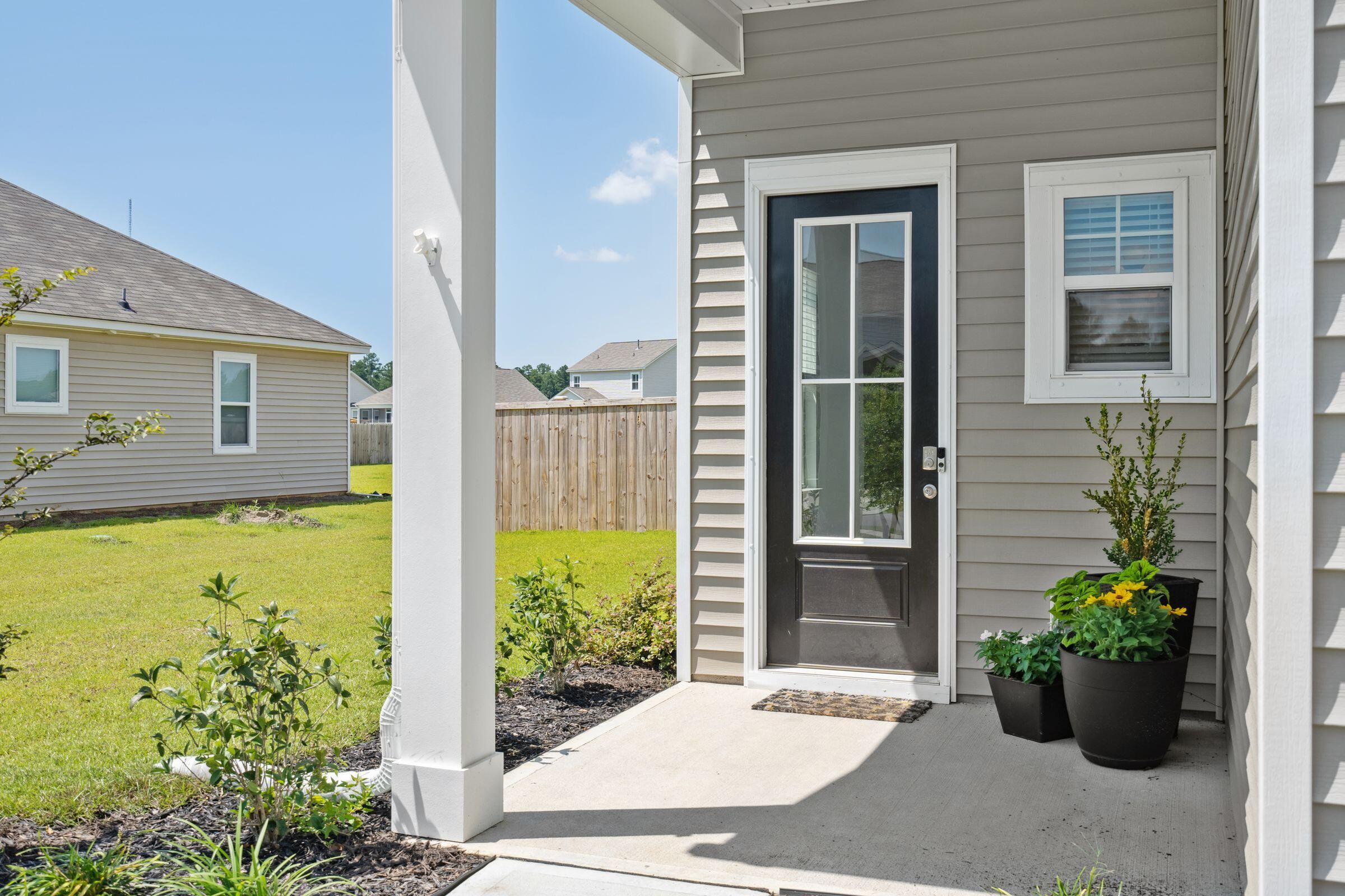 320 Cypress Branch Road Huger, SC 29450 - Photo 4 of 54 320CypressBrRd-KeenEyeMarketing-004