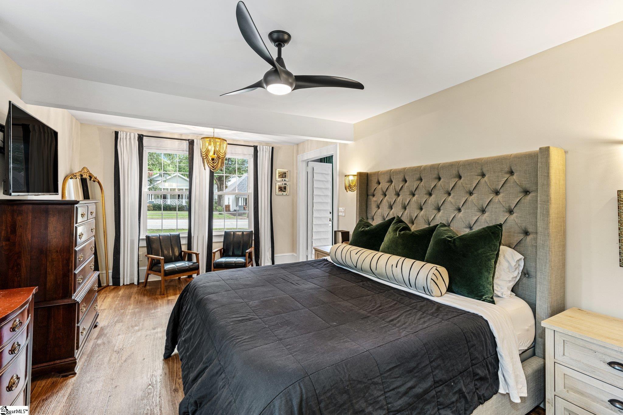 222 Grove Road Greenville, SC 29605 - Photo 13 of 33