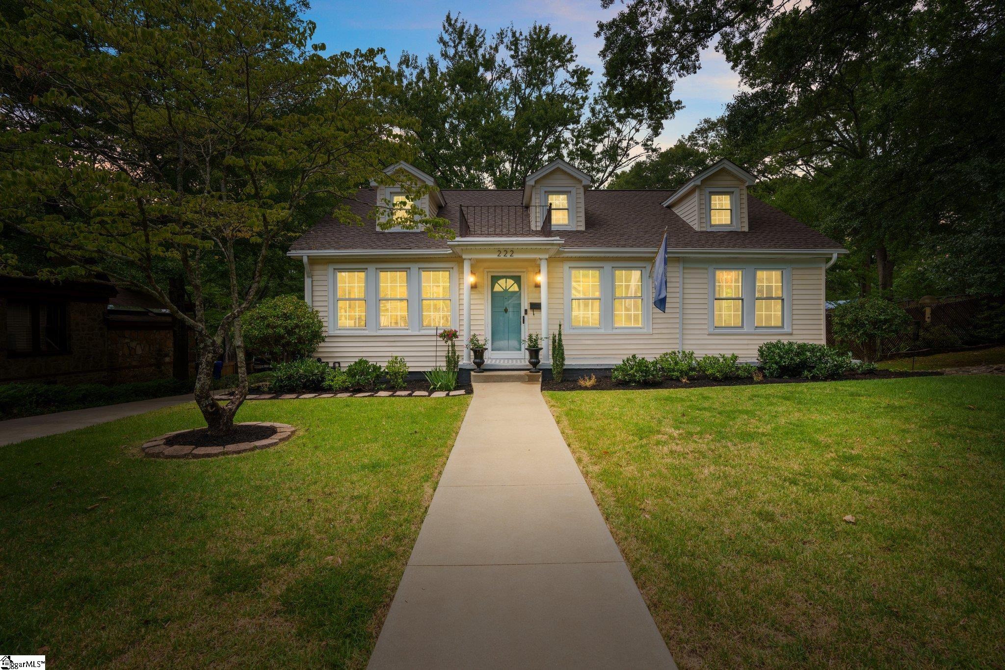 222 Grove Road Greenville, SC 29605 - Photo 2 of 33