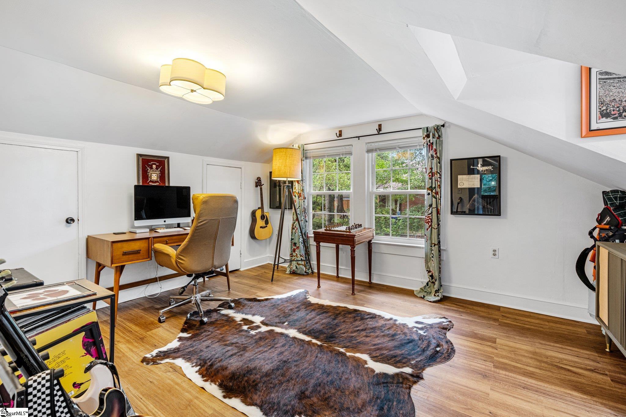 222 Grove Road Greenville, SC 29605 - Photo 21 of 33