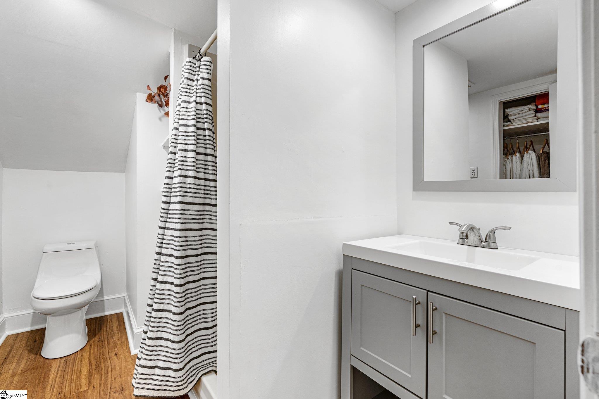 222 Grove Road Greenville, SC 29605 - Photo 24 of 33