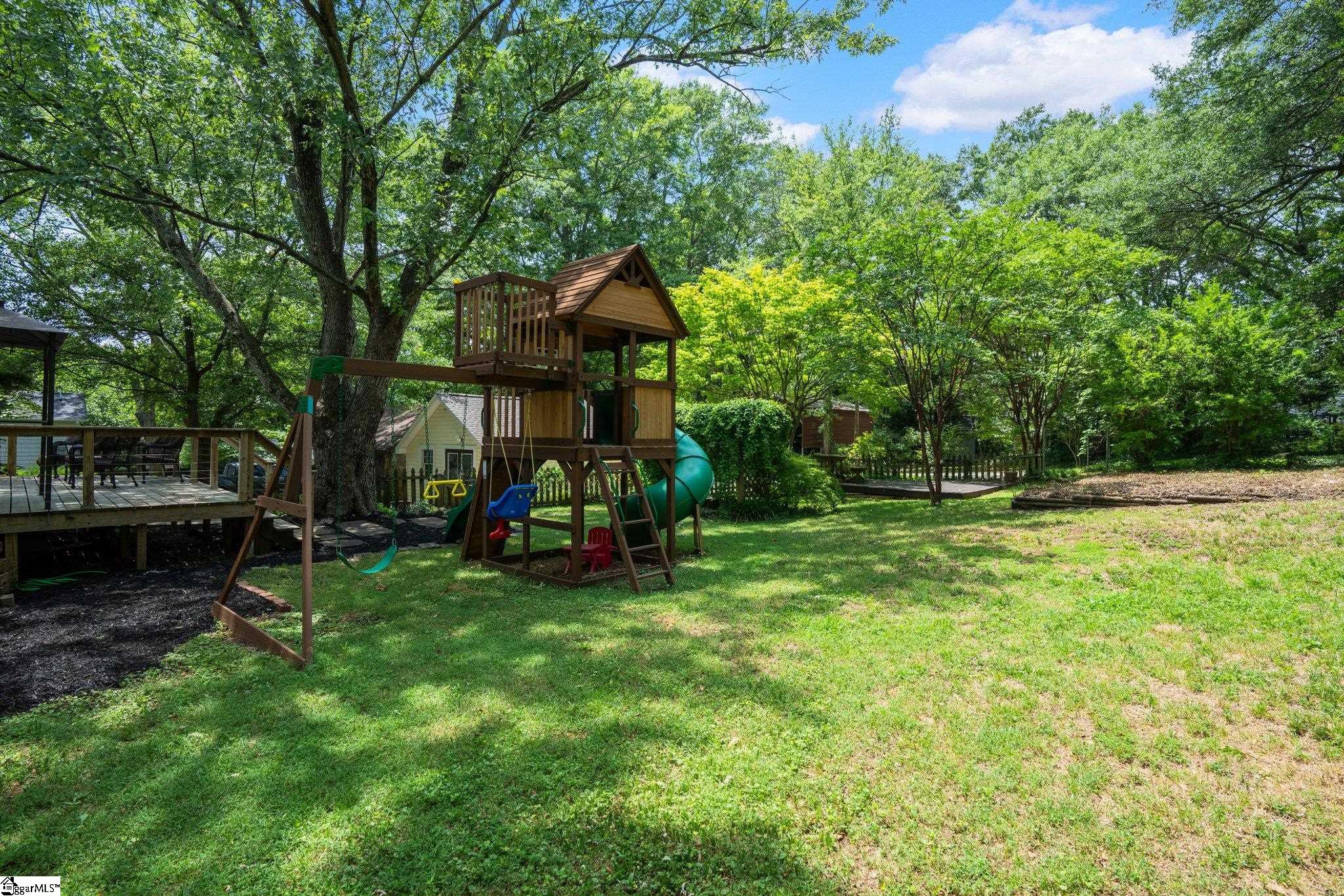 222 Grove Road Greenville, SC 29605 - Photo 27 of 33