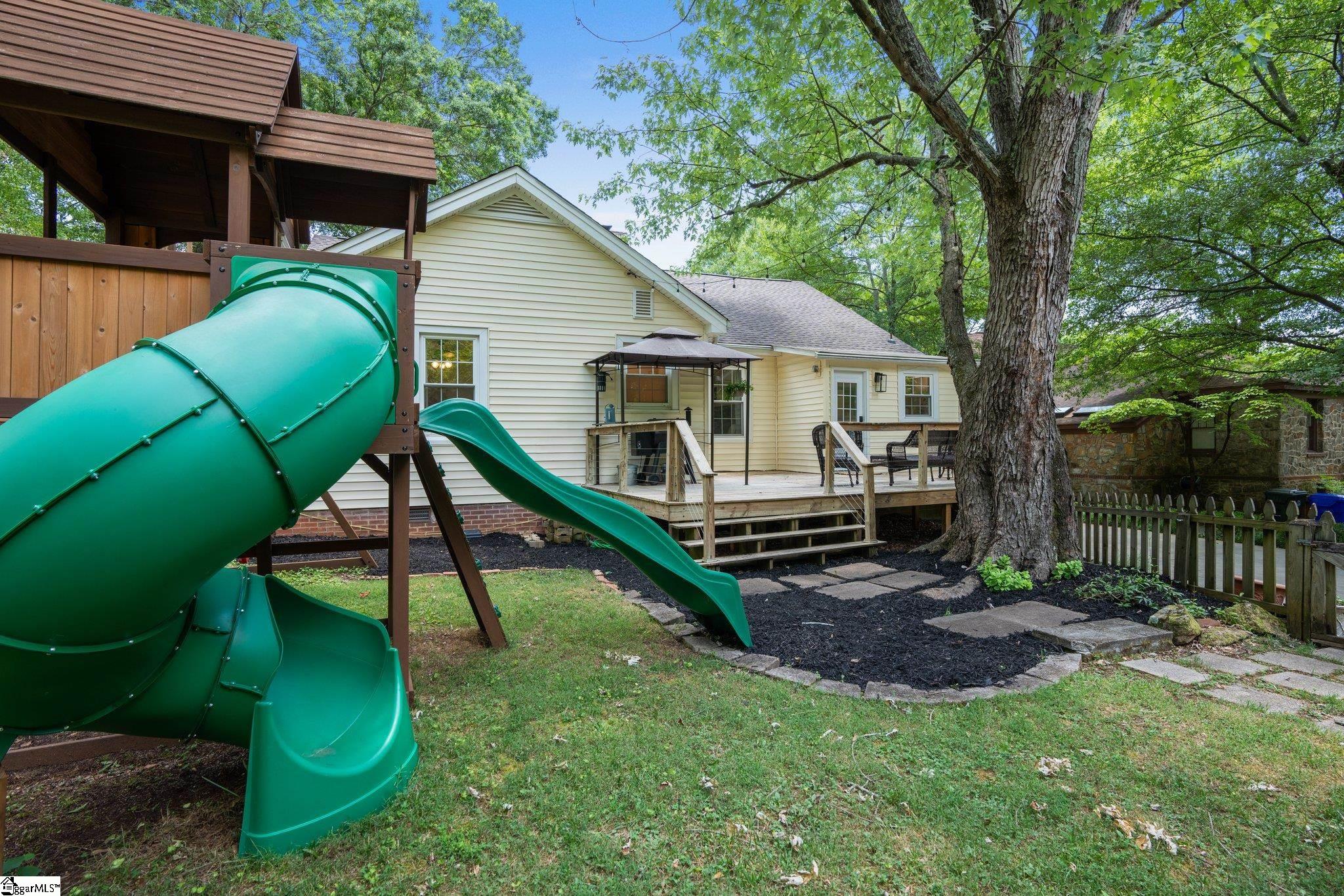 222 Grove Road Greenville, SC 29605 - Photo 28 of 33