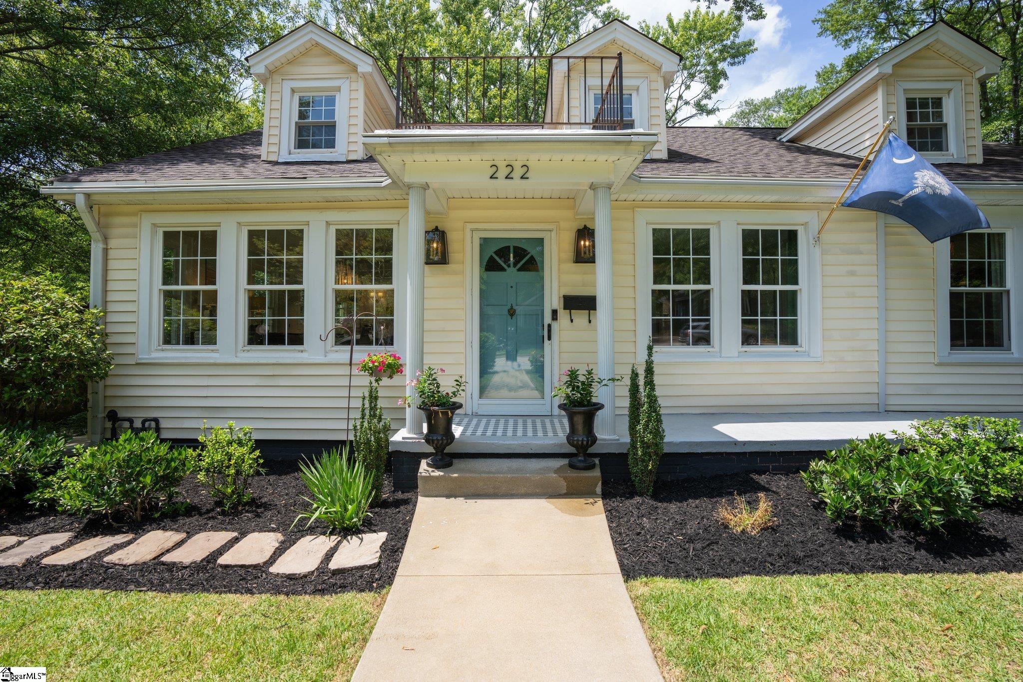 222 Grove Road Greenville, SC 29605 - Photo 3 of 33