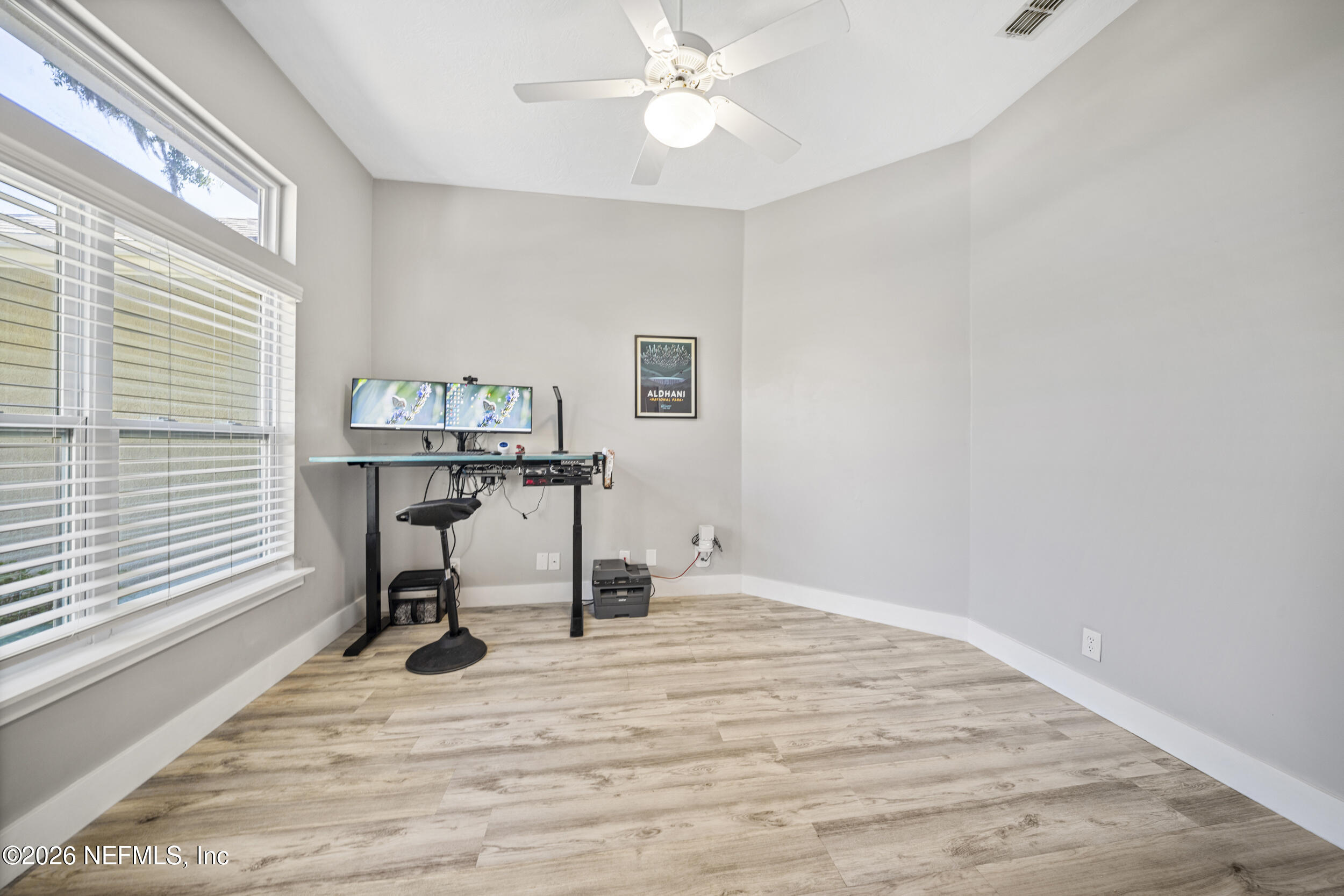 53 Oakwood Road Jacksonville Beach, FL 32250 - Photo 10 of 55 11_ar503765