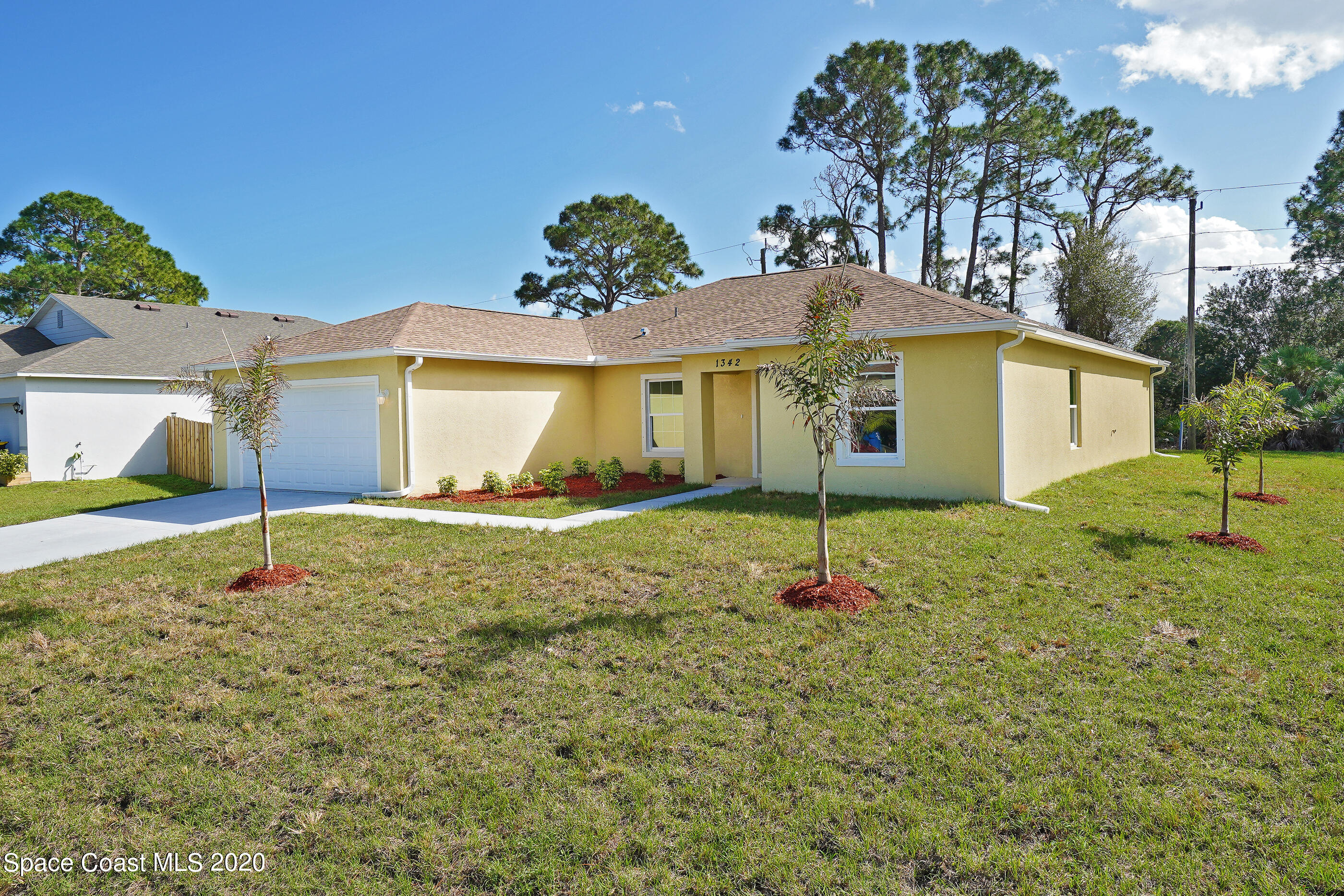 1384 Sapulpa Road Southwest Palm Bay, FL 32908 - Photo 2 of 31 1342 Salina St SE-1