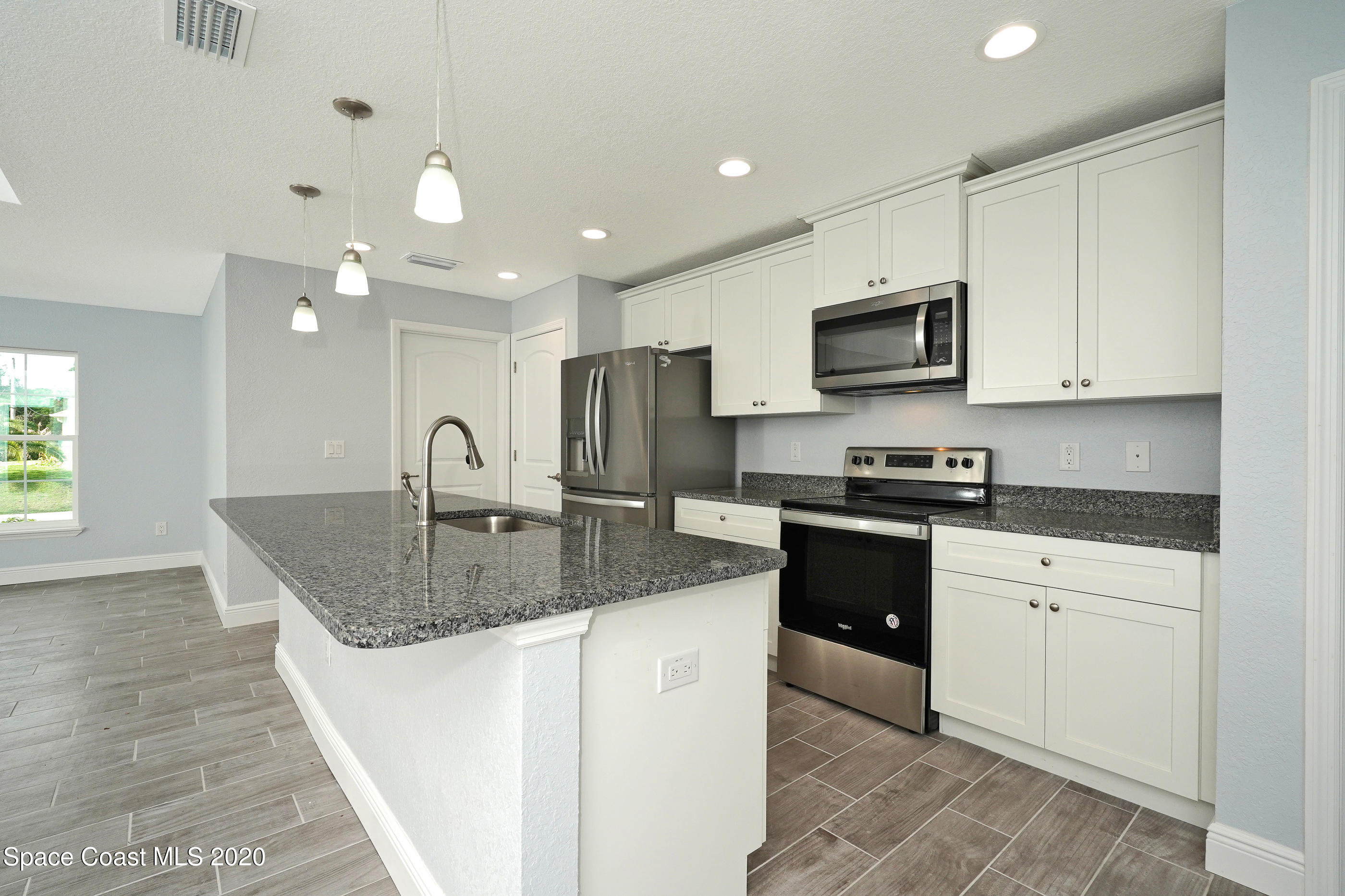 1384 Sapulpa Road Southwest Palm Bay, FL 32908 - Photo 17 of 31 1342 Salina St SE-14