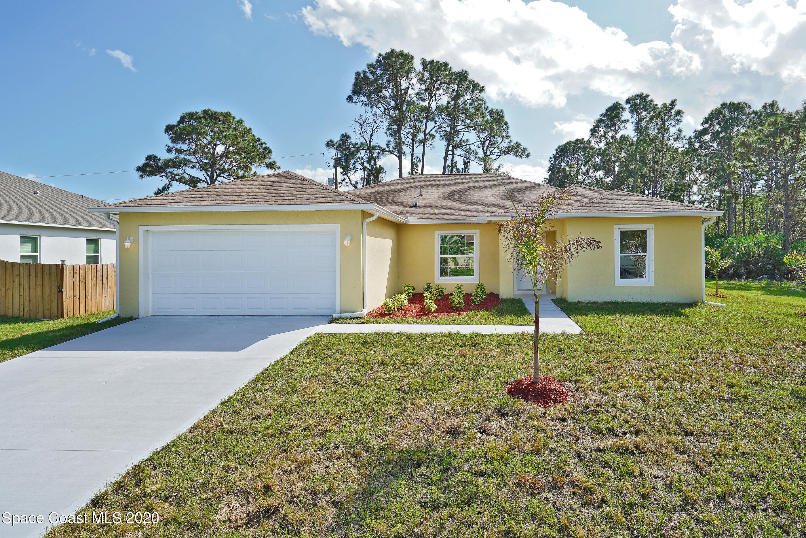 1384 Sapulpa Road Southwest Palm Bay, FL 32908 - Photo 3 of 31 1342 Salina St SE-2