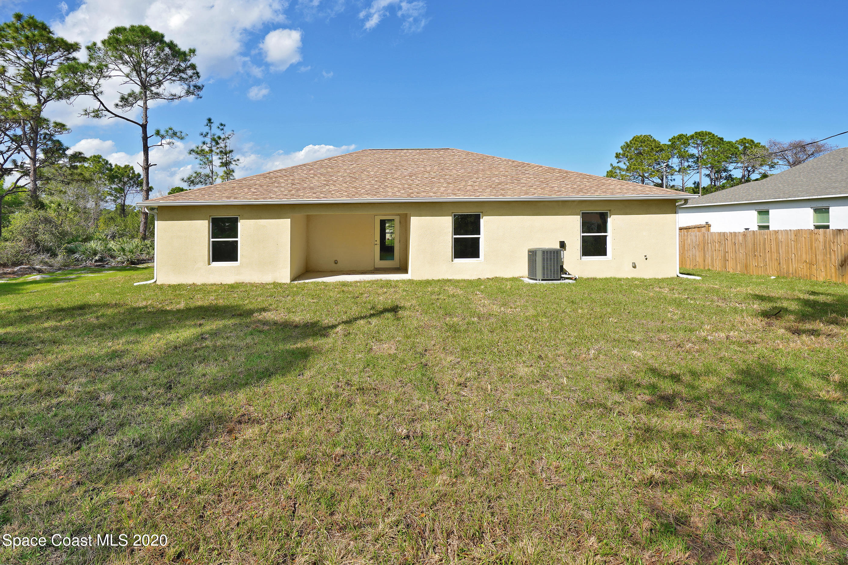 1384 Sapulpa Road Southwest Palm Bay, FL 32908 - Photo 6 of 31 1342 Salina St SE-5
