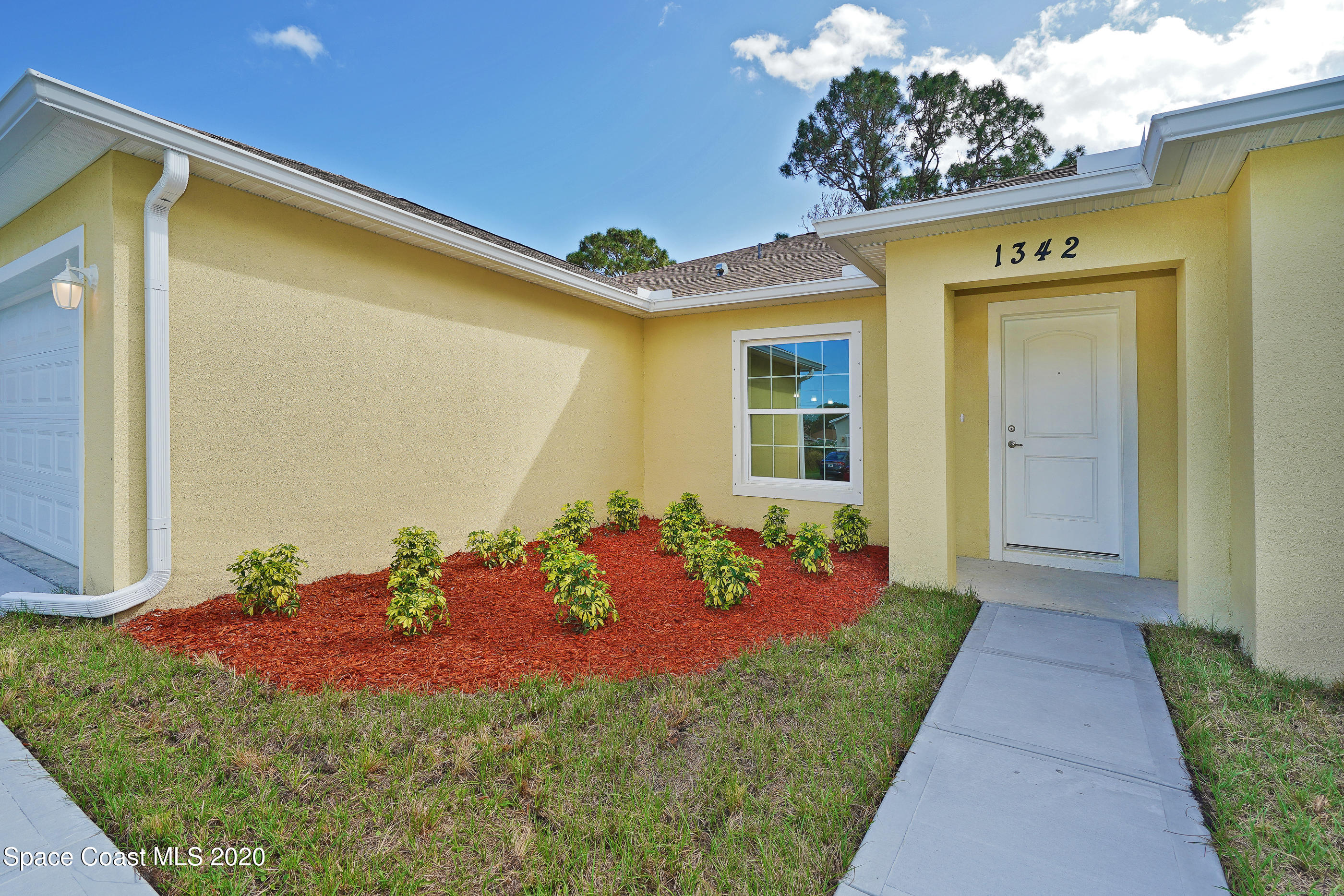 1384 Sapulpa Road Southwest Palm Bay, FL 32908 - Photo 8 of 31 1342 Salina St SE-7