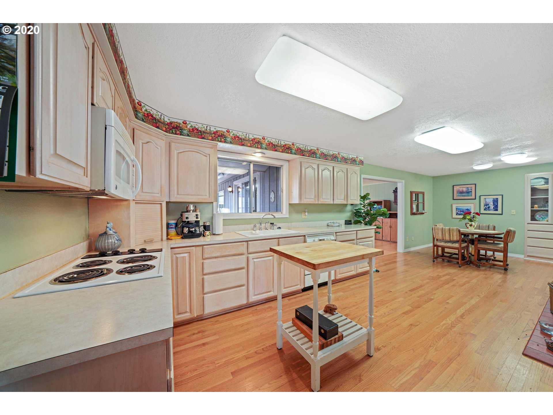 7255 Alderbrook Road Tillamook, OR 97141 - Photo 9 of 32 Gallery Image 9