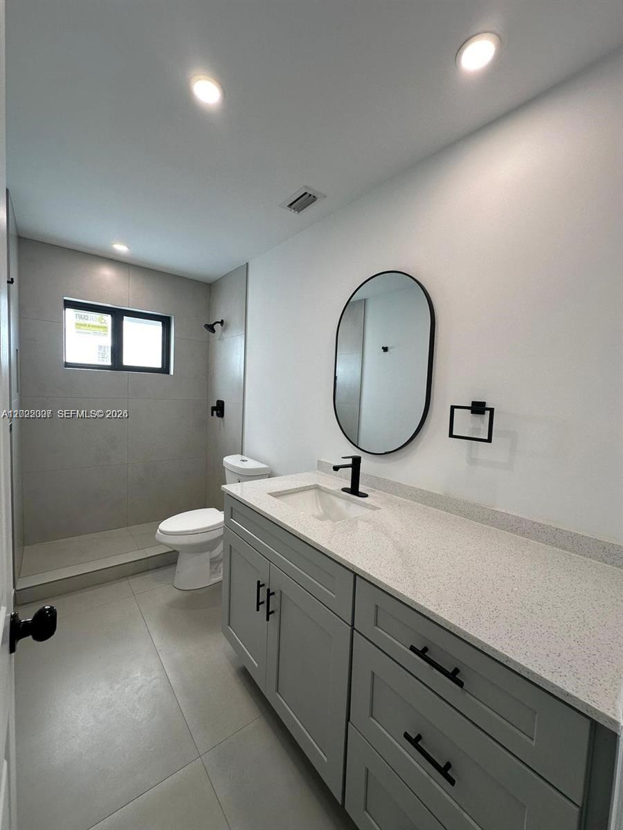 4901 Washington Street Hollywood, FL 33021 - Photo 9 of 18