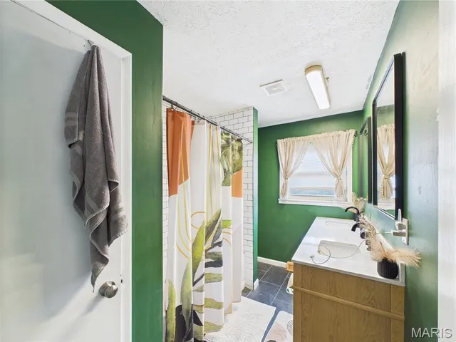 $209,900 | 1909 Long Drive, Waynesville, MO 65583