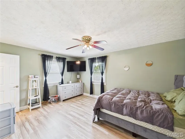 $209,900 | 1909 Long Drive, Waynesville, MO 65583