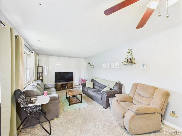 $217,900 | 1909 Long Drive, Waynesville, MO 65583