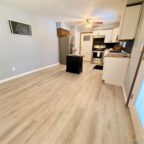 $209,900 | 1909 Long Drive, Waynesville, MO 65583