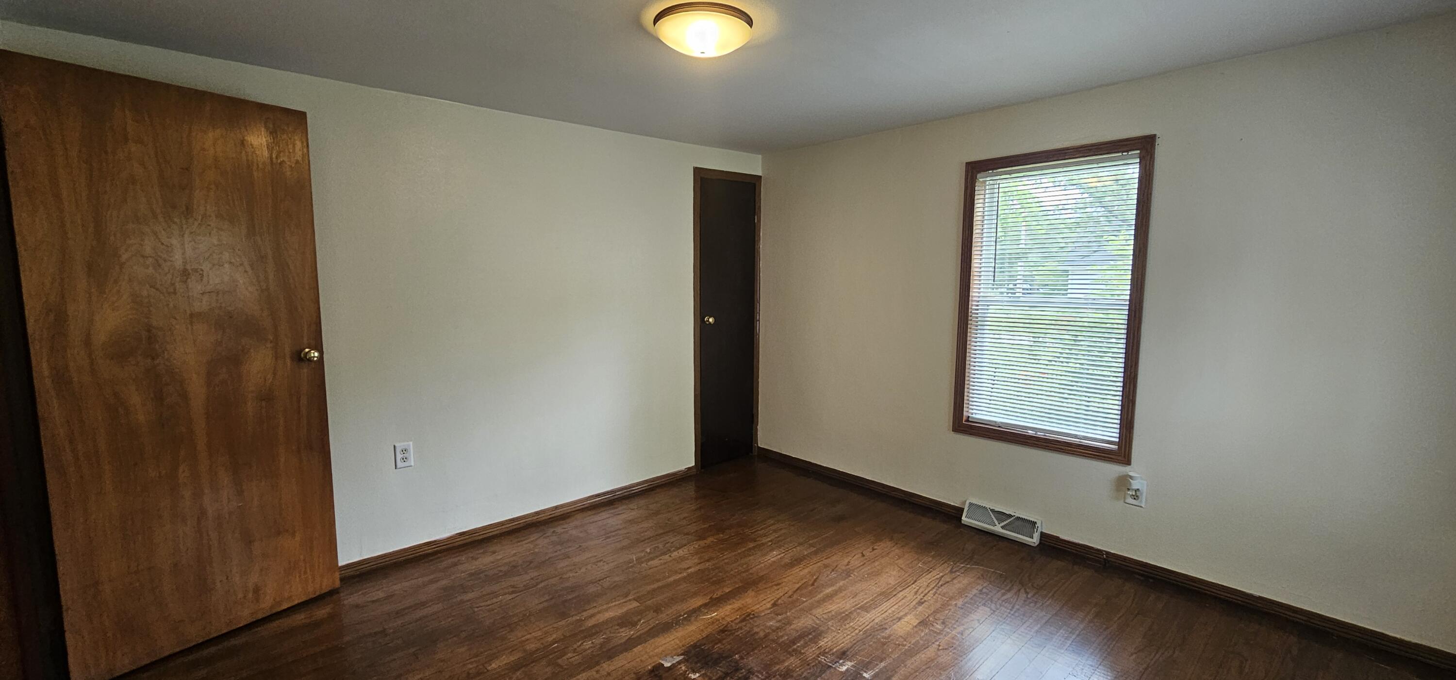 11102 82nd Street Pleasant Prairie, WI 53158 - Photo 25 of 43 Bedroom #2