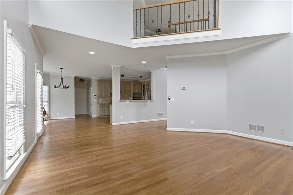 253 Chestnut Lake Way Southwest Lilburn, GA 30047 - Photo 10 of 38