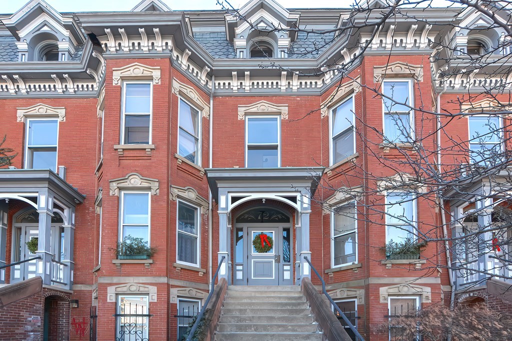 72 Temple Street, Unit 2 Springfield, MA 01105 - Photo 1 of 18 Gallery Image 1