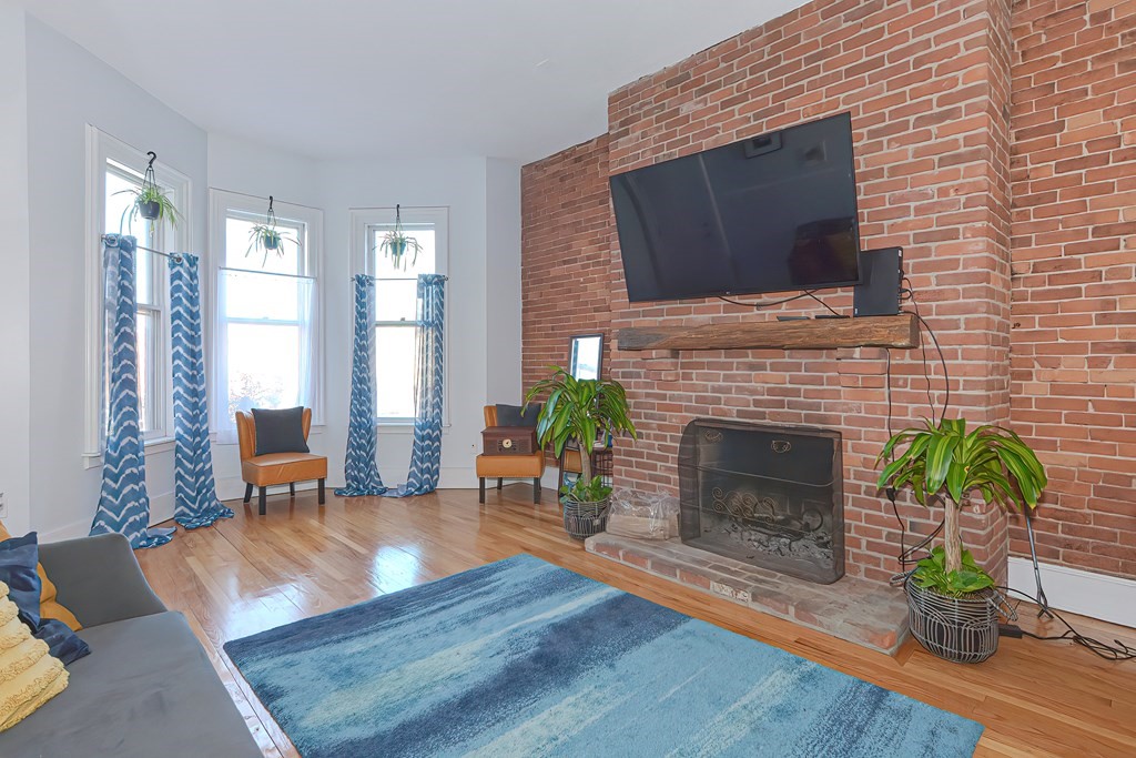 72 Temple Street, Unit 2 Springfield, MA 01105 - Photo 7 of 18 Gallery Image 7