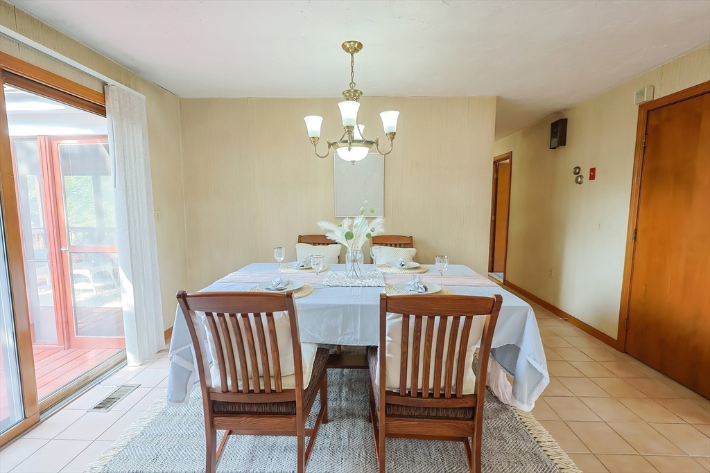 159 Orient Street Worcester, MA 01604 - Photo 12 of 42 Gallery Image 12