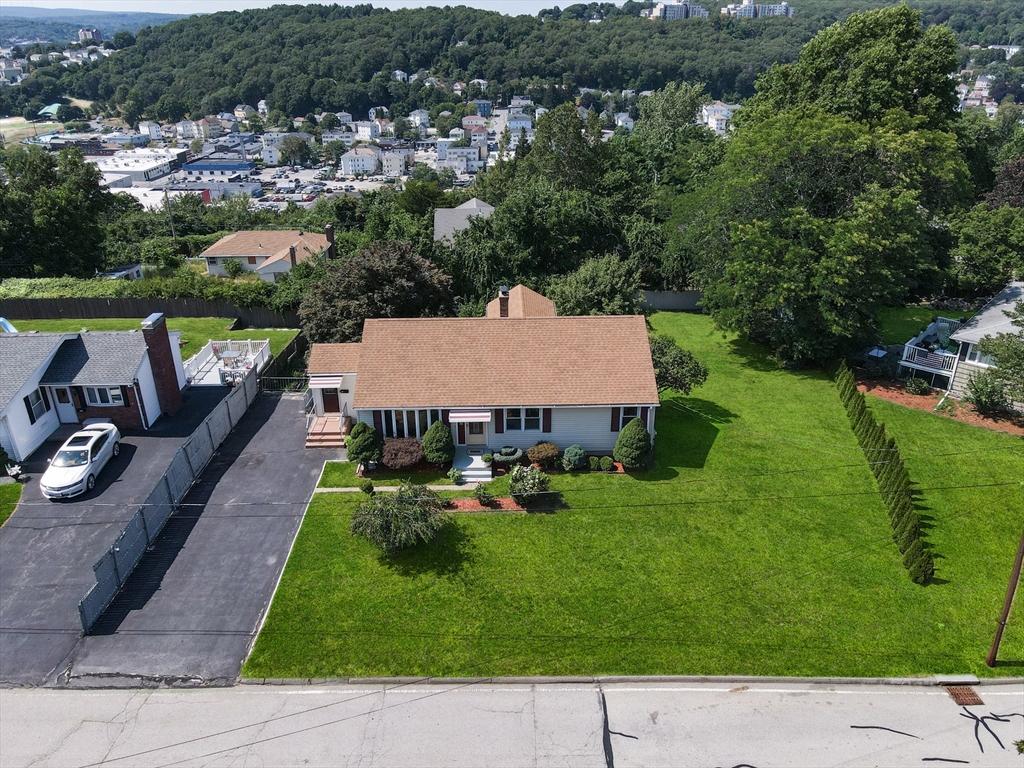 159 Orient Street Worcester, MA 01604 - Photo 2 of 42 Gallery Image 2
